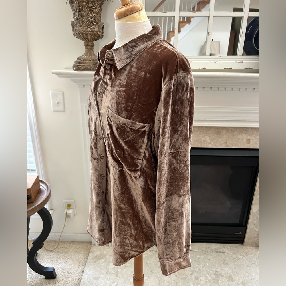 Pilcro Brown Velvet Button Down Shirt - Picture 3 of 10